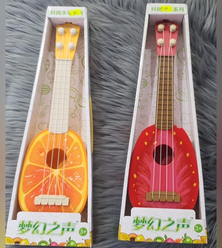 جيتارة في تصميم الفاكهة