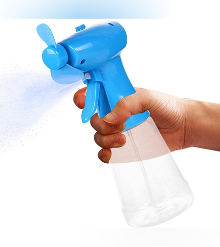 مروحة يدوية مزودة برذاذ الماء