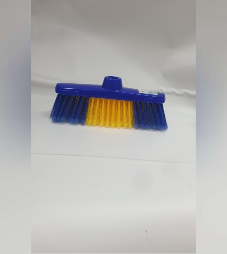 מטאטא עם שיער פלסטיק- מטאטא ג'וליה ( ללא מקל)