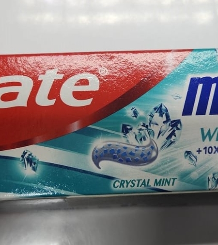 משחת שיניים קולגייט מקס וויט- MAX WHITHE