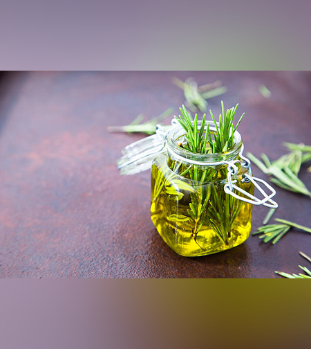 שמן אתרי רוזמרין