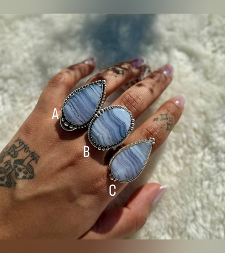 טבעת אגת תחרה כחולה