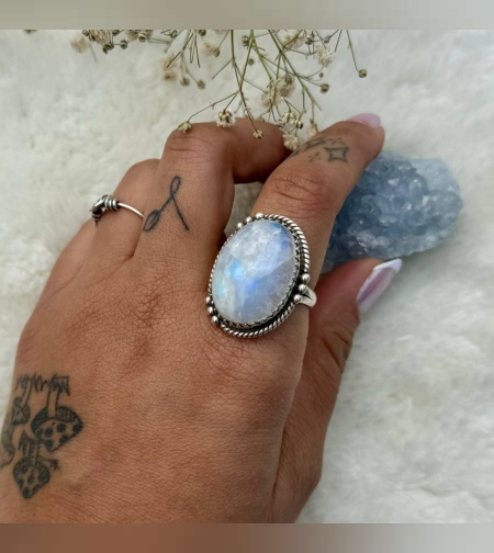 טבעת מונסטון VIII