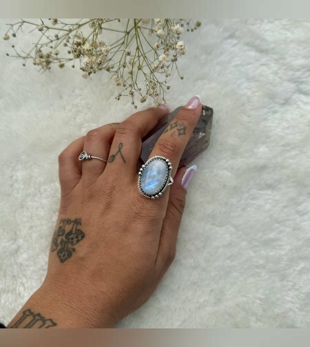 טבעת מונסטון VI