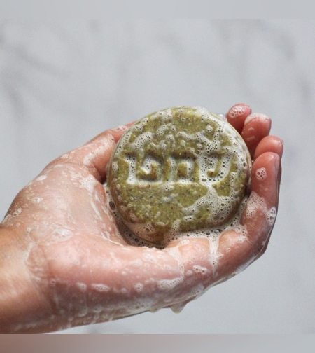 המדריך השלם לשמפו ומרכך טבעיים