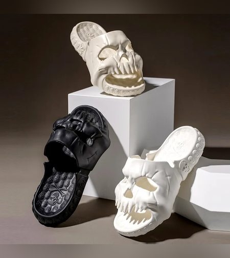 הטרנד החדש כפכפים חוף בצורת גולגולת יצירתי ומעניין!