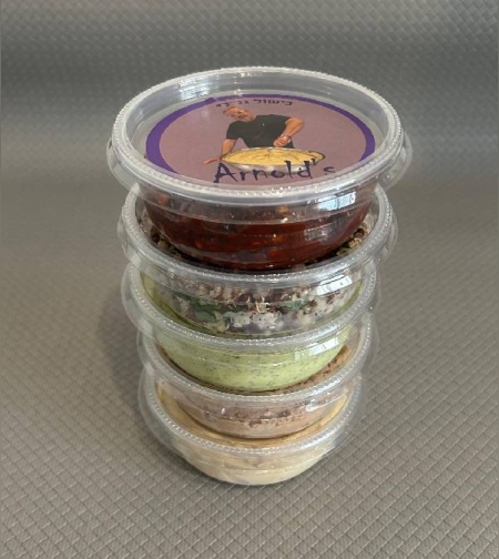 A set of ten small salads (10*125 g)