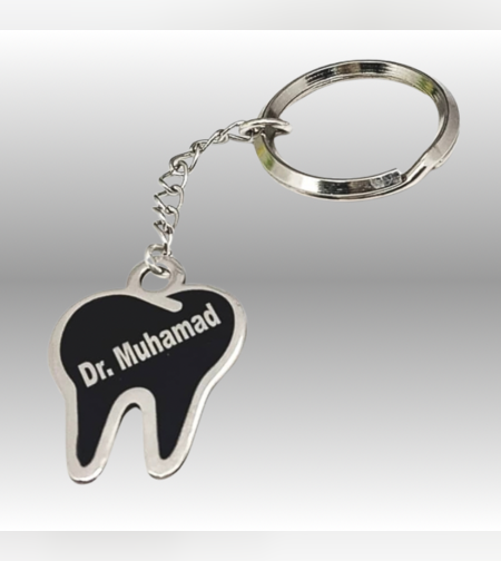 מחזיק מפתחות שן כסופה&חריטה שחורה