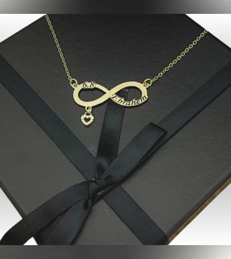 שרשרת אינפיניטי עם חריטה ותליון ולב מזורקן