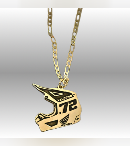 שרשרת גבר גורמט עם תליון קסדה &חריטה אישית