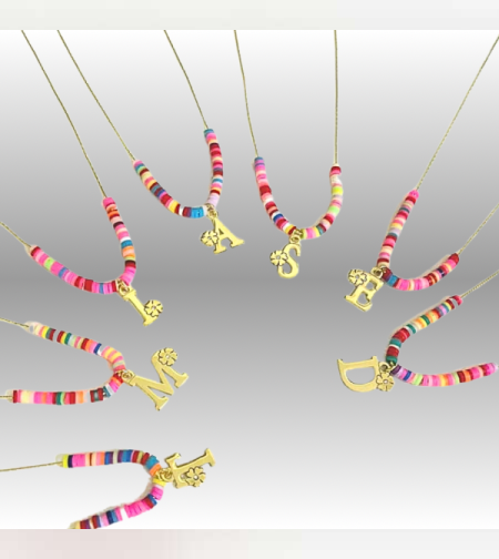 שרשרת צבעונית& אות