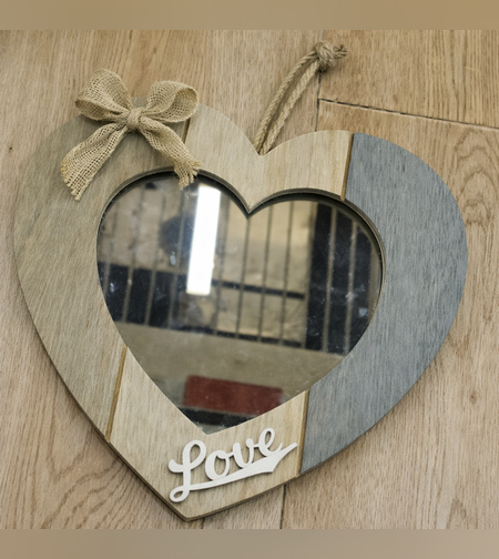 מראת לב דקורטיבית מעץ עם חריטה בהתאמה אישית בלייזר