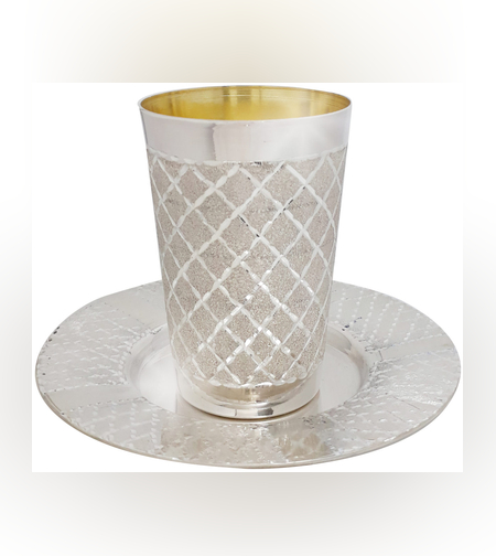 כוס קידוש כסף טהור דגם ריבועים יהלום