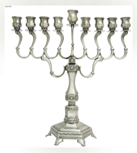 חנוכיה דגם יהלום פיוטר