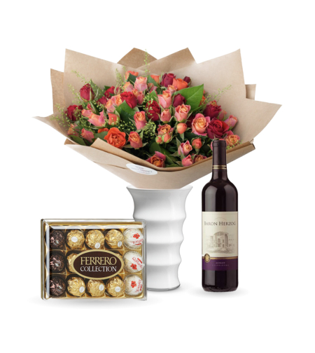 Gift box with bouquet of mini roses + Ferrero Rocher + Wine
