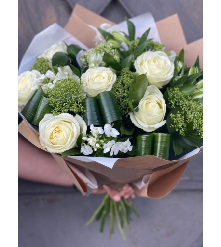 Classic bouquet with white roses
