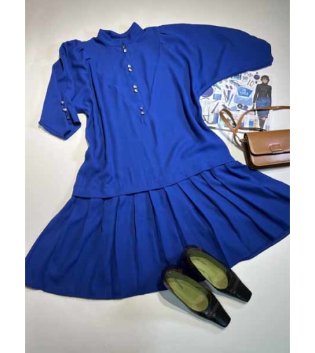 שמלת וינטיג מעוצבת עם קפלים בכחול- XL-XXL