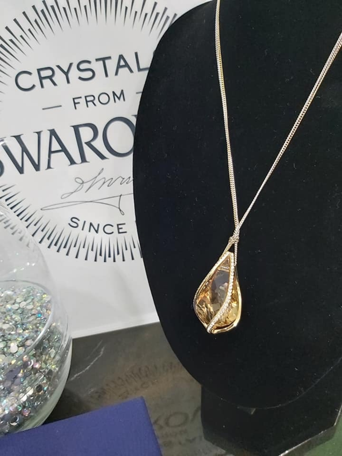 שרשרת swarovski יוקרתית 