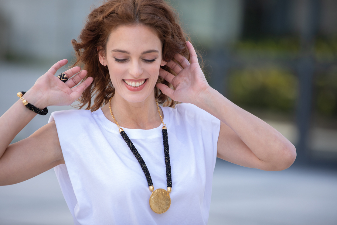 Black&Gold necklace | Inbal