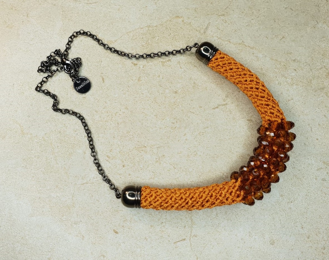 orange necklace | Ayelet