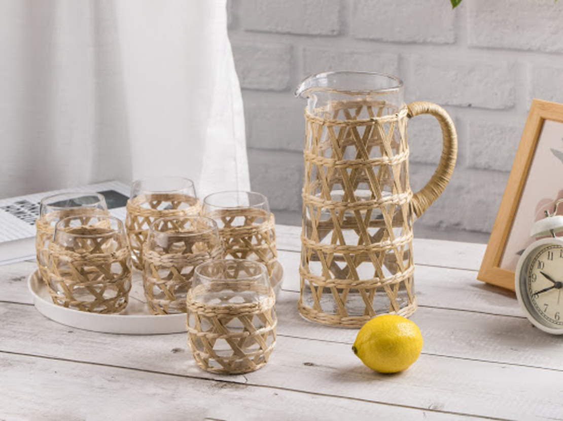סט קנקן זכוכית מעוצב ו-6 כוסות שתייה