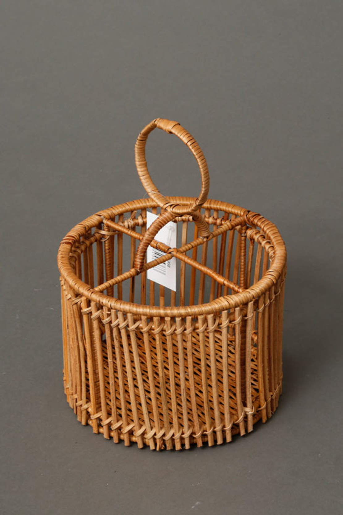 סכומון ראטן במבוק עגול