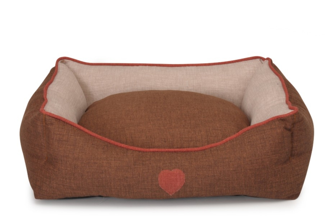 מיטה מעוצבת תוצרת איטליה 70 ס