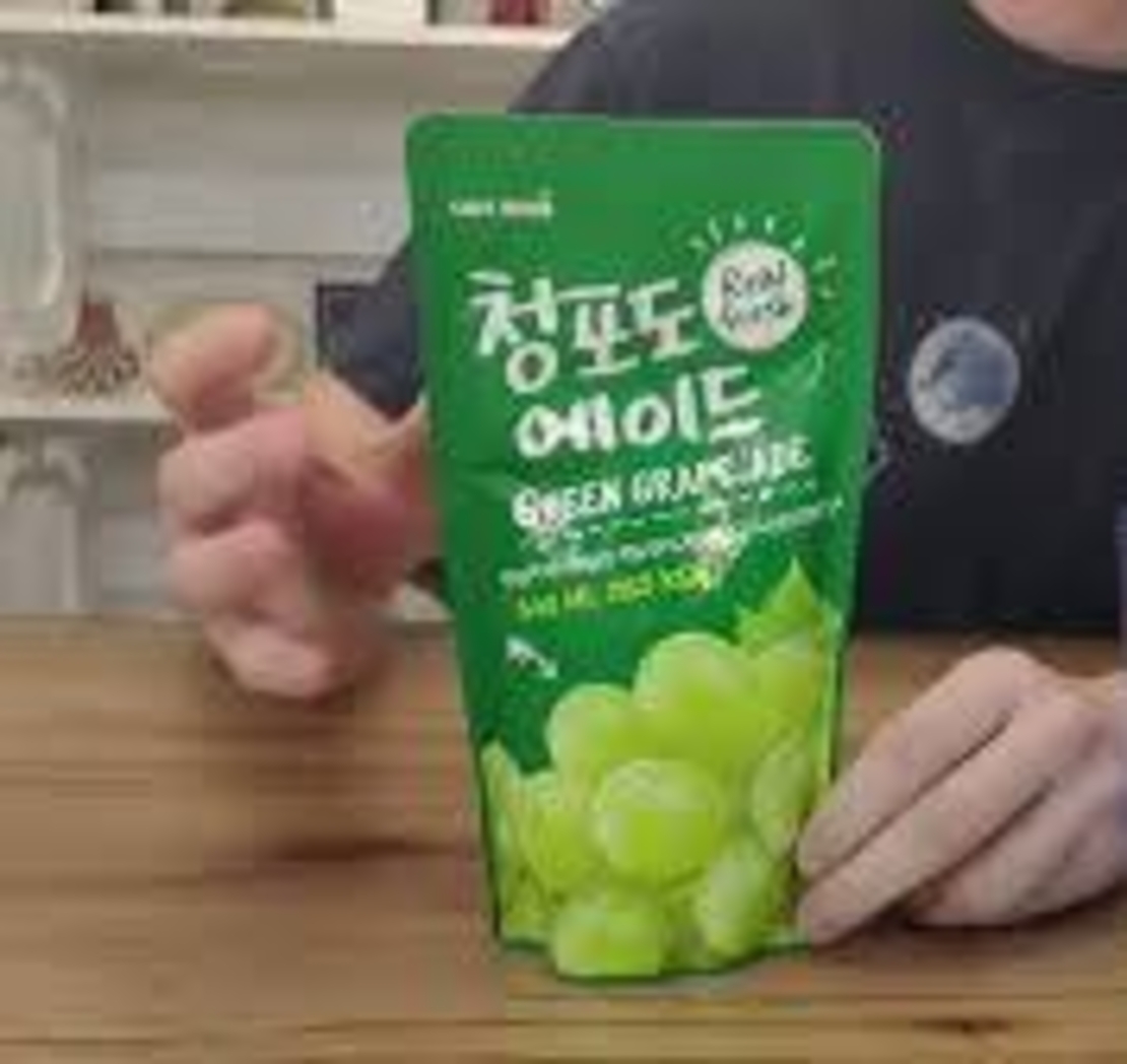 Cafe More Green Grape Ade 230ml