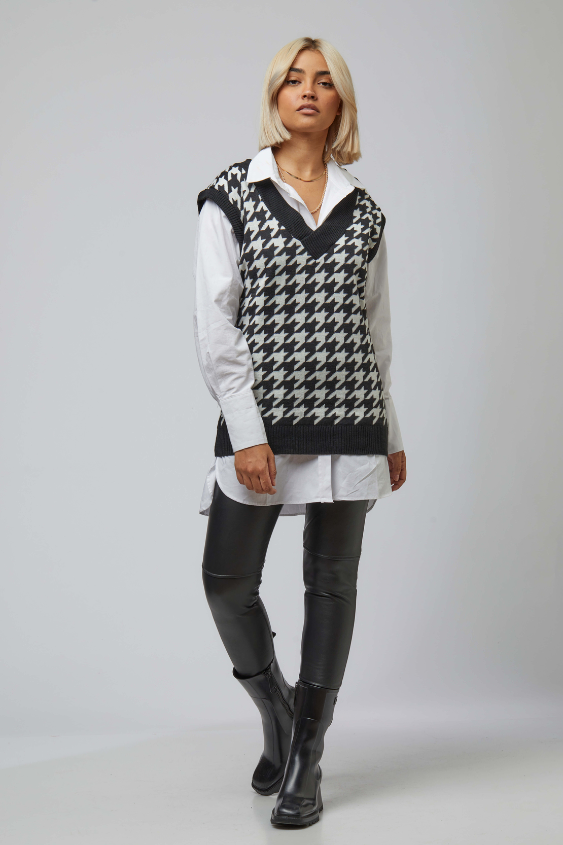 LATHER BLACK TROUSER