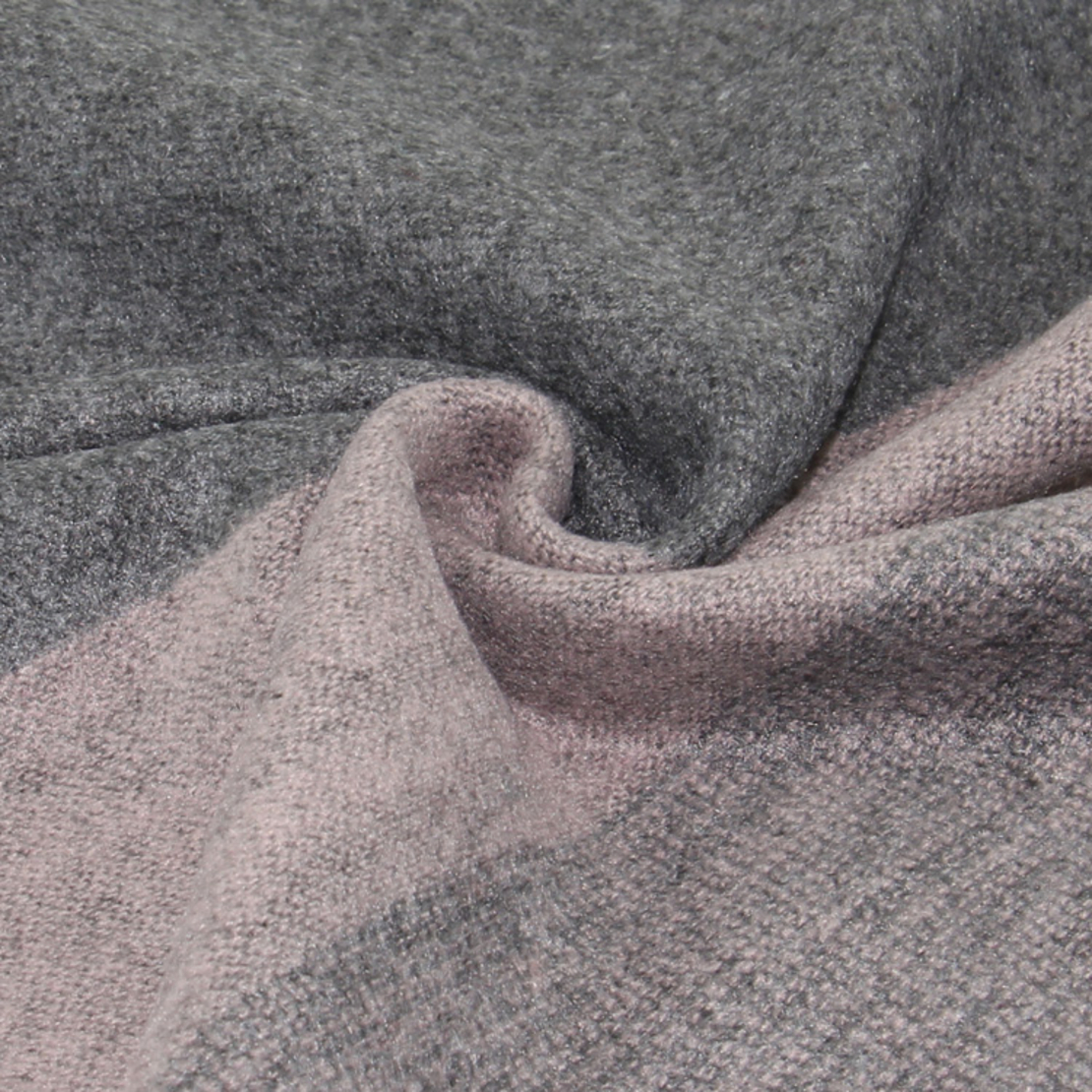 צעיף סיומת פסים דגם 778