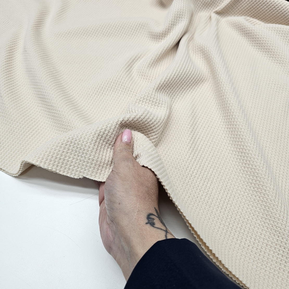 סריג וופל צבע אופוויט דגם איזבל