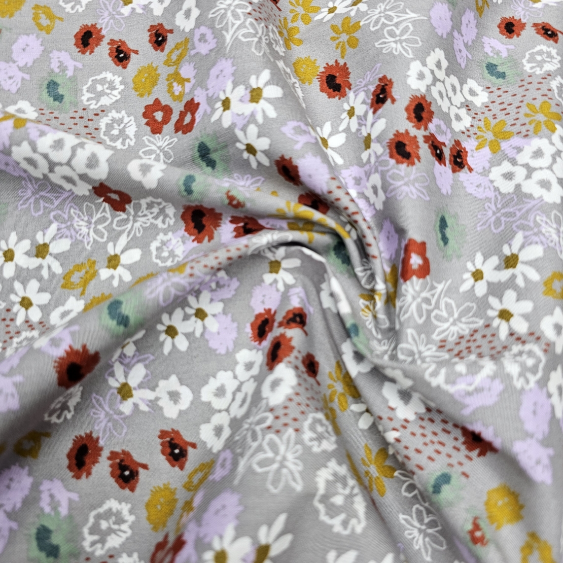 אריג כותנה פרחים בסגנון כפרי על רקע אפור דגם מאי