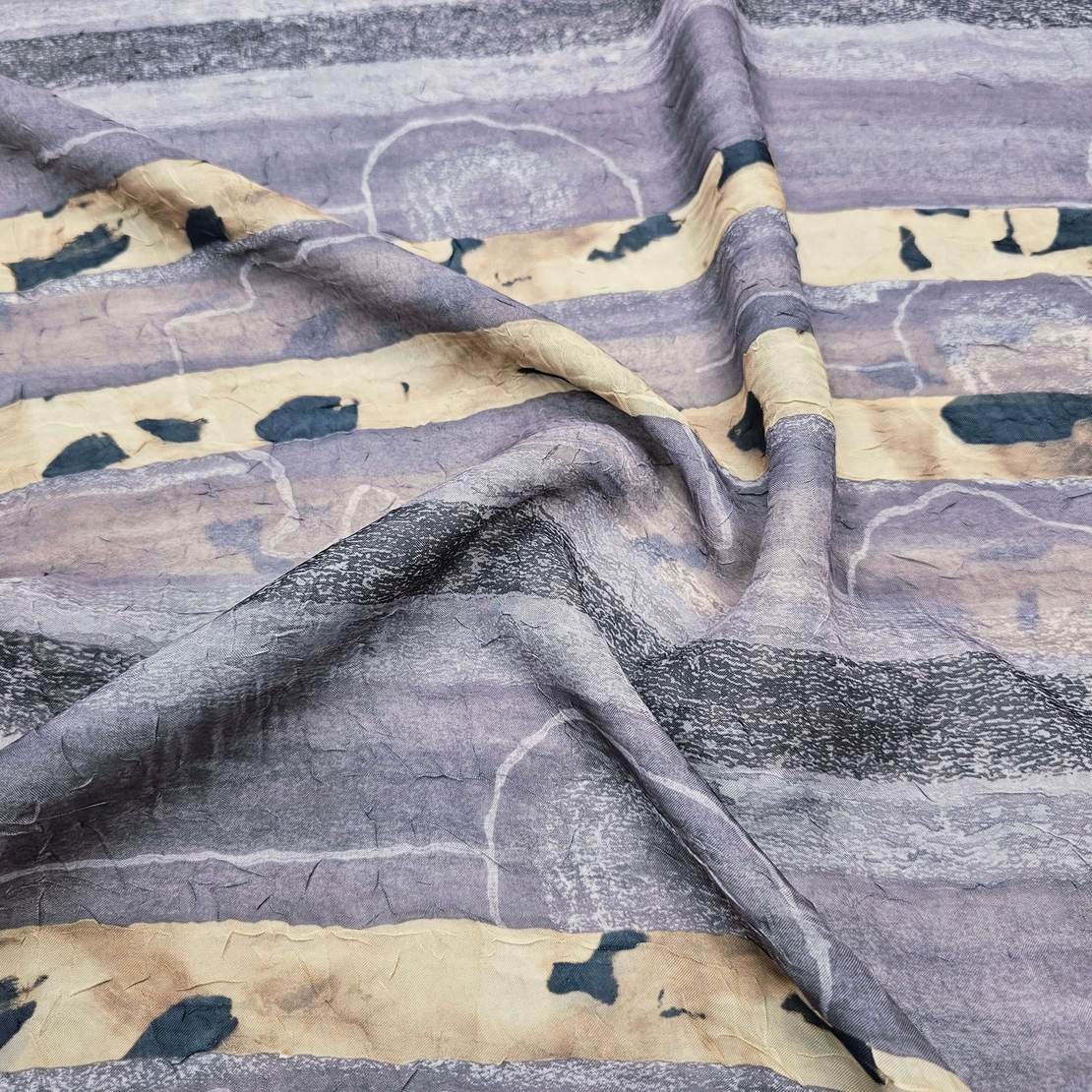 אריג שיפון אפרפר פס מנומר