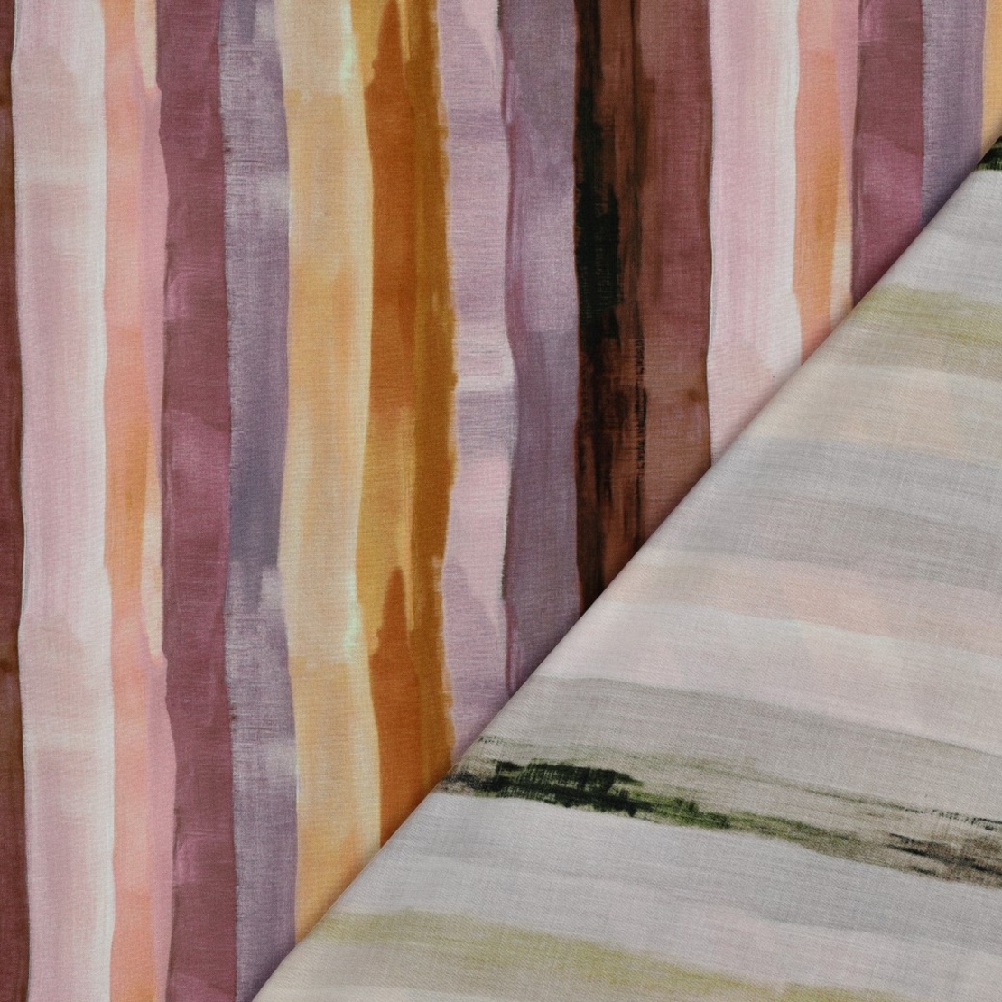 אריג ויסקוזה דפוס פסים אסימטרים בגווני סגול