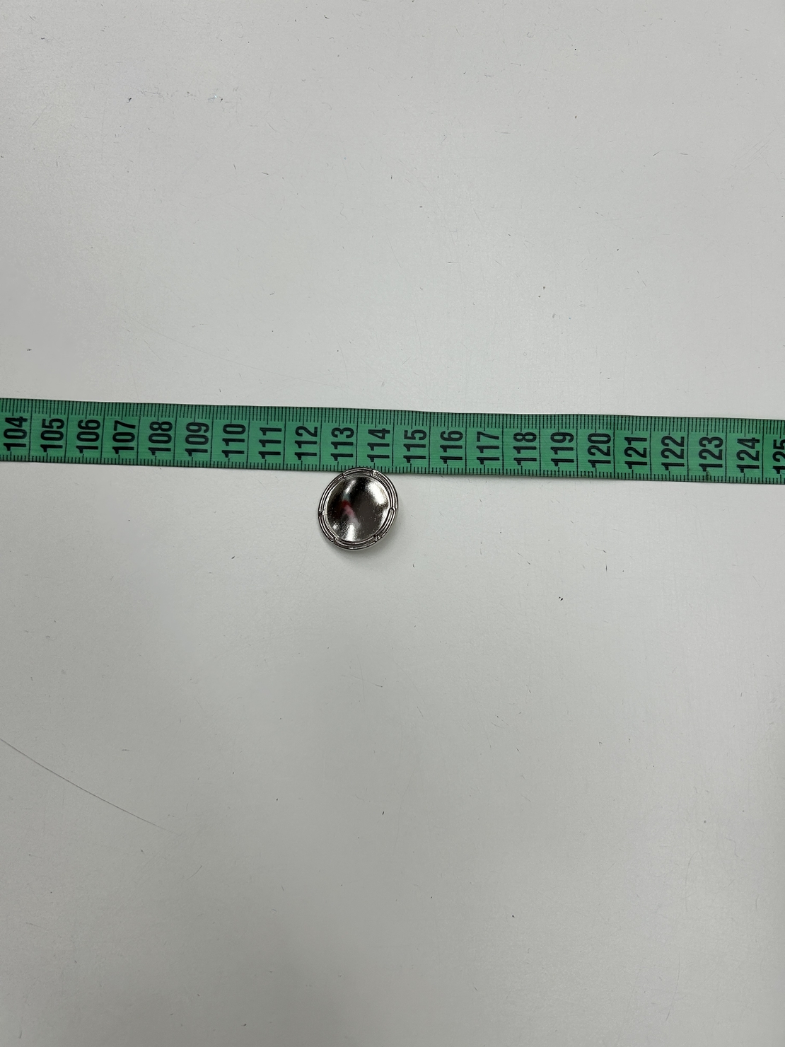 מארז של 8 יחידות כפתור כסוף דגם 1 קטן