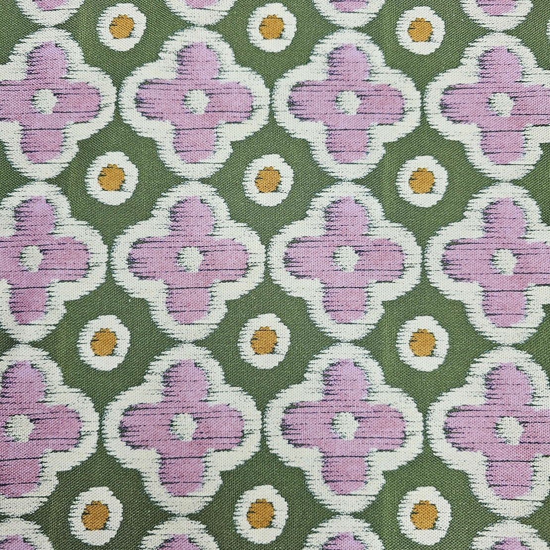 אריג קנבס דפוס פרחים גווני סגול רך וירוק דגם שיר