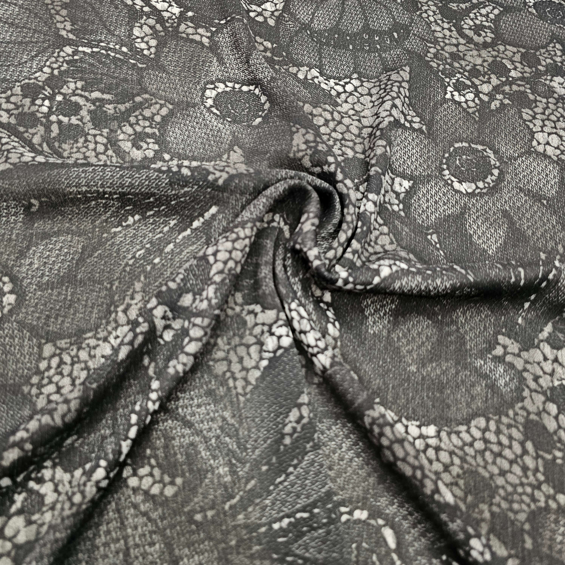 אריג שיפון אפור כהה דפוס שושנים מיוחדים