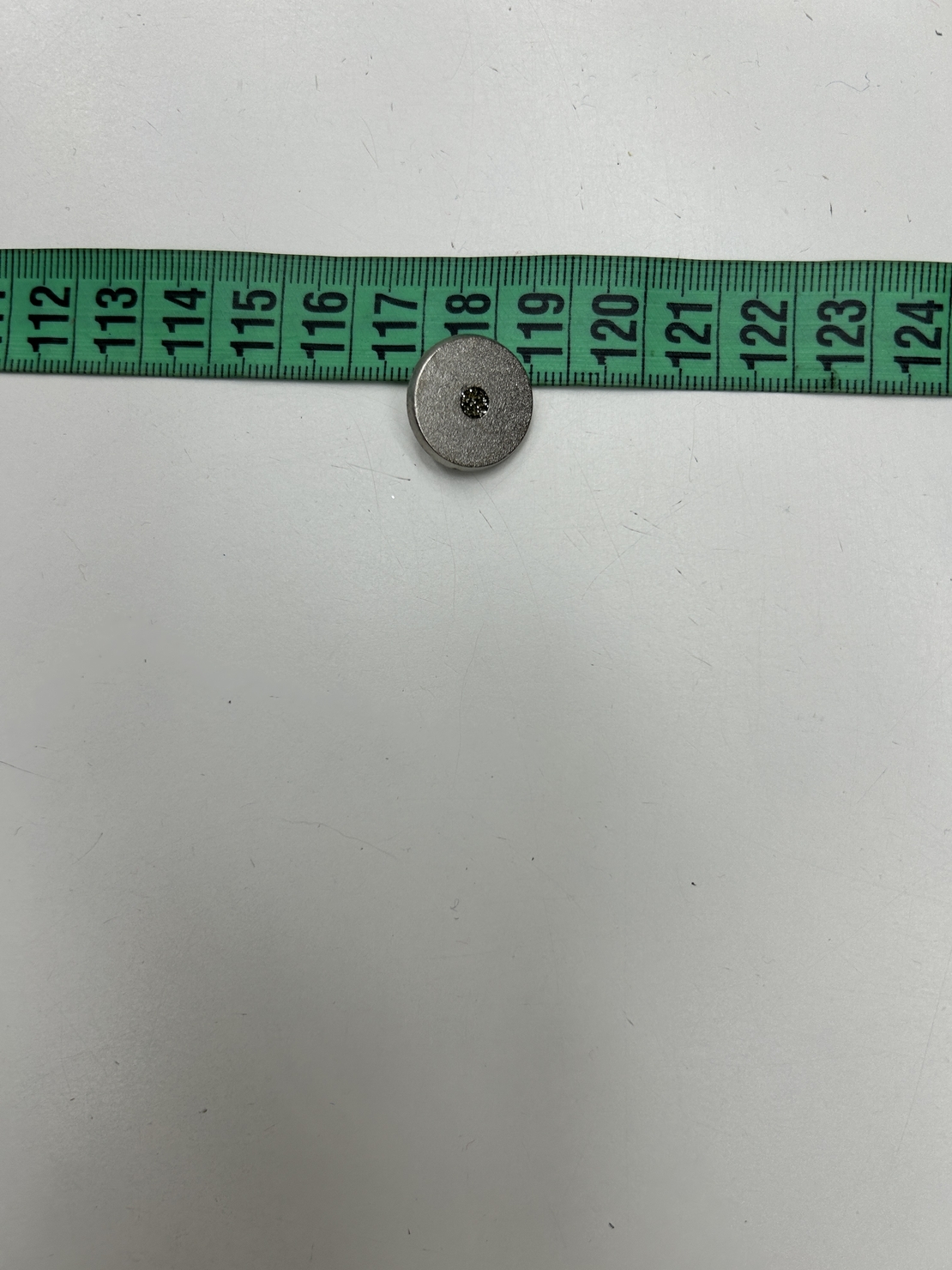 מארז של 8 יחידות כפתור כסוף דגם 2