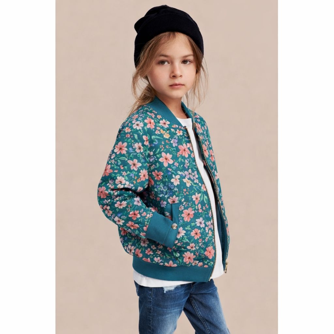 פרנץ טרי דפוס פרחים דיגיטלי על רקע ירוק אוקיינוס