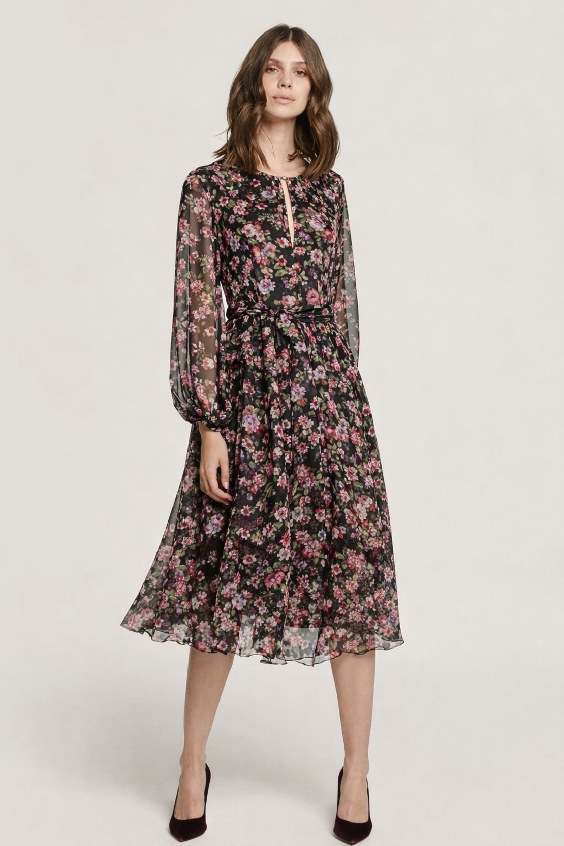 2 מטר רזיל פרחוני על רקע שחור