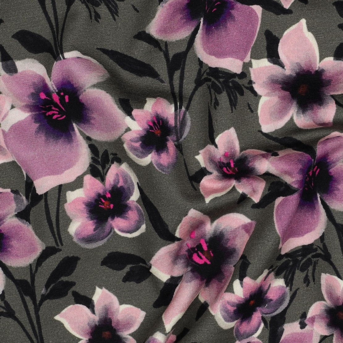 פרנץ טרי דפוס פרחים דיגיטלי סגולים על רקע ירוק יער