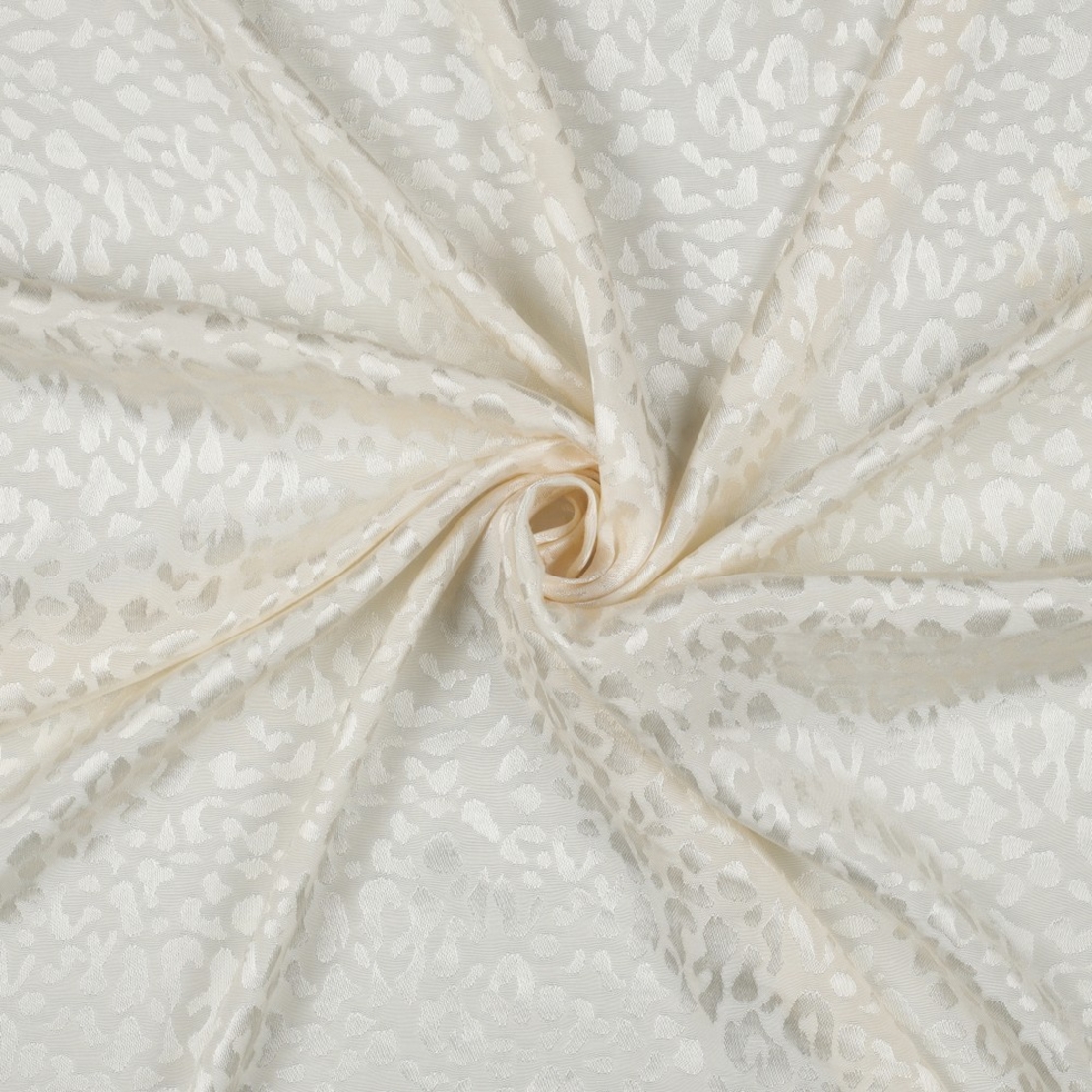 אריג ויסקוזה גקארד לבן חם דוגמת מנומר