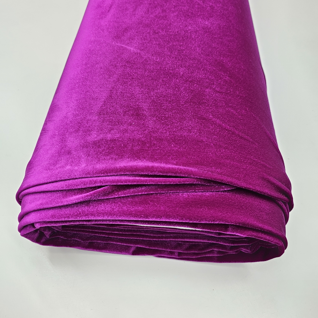 קטיפה משי דגם Panama צבע סגול פוקסיה