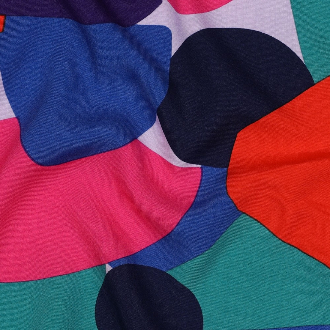 אריג ויסקוזה ECOVERO דפוס צורות גאומטריות