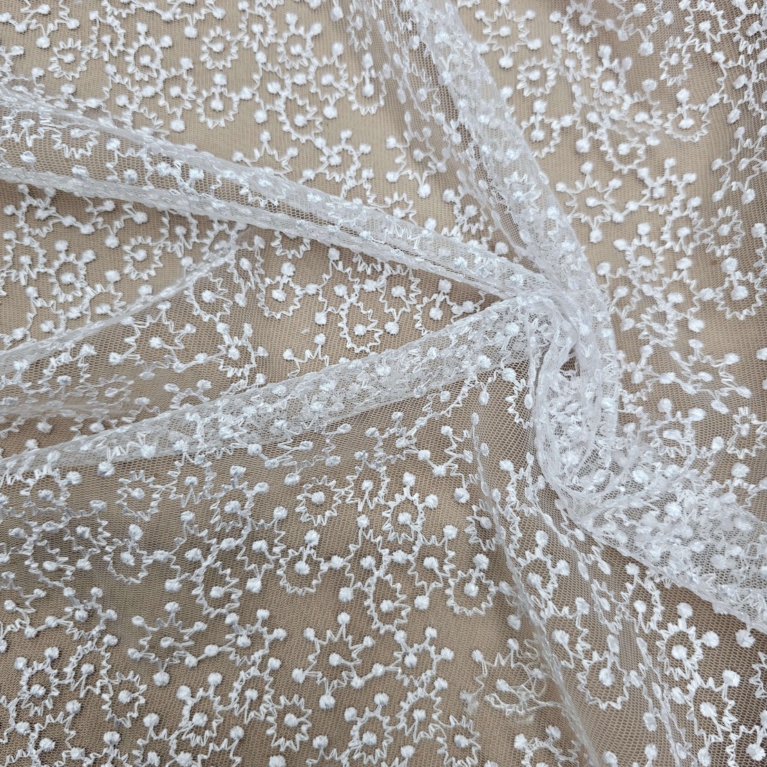 תחרה צבע שמנת דוגמה עדינה דגם נטלי