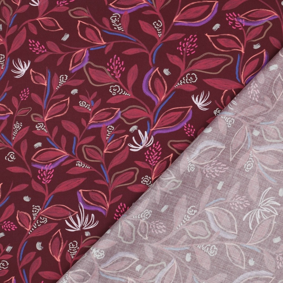 אריג כותנה דפוס עלים דיגיטלי על רקע בורגנדי