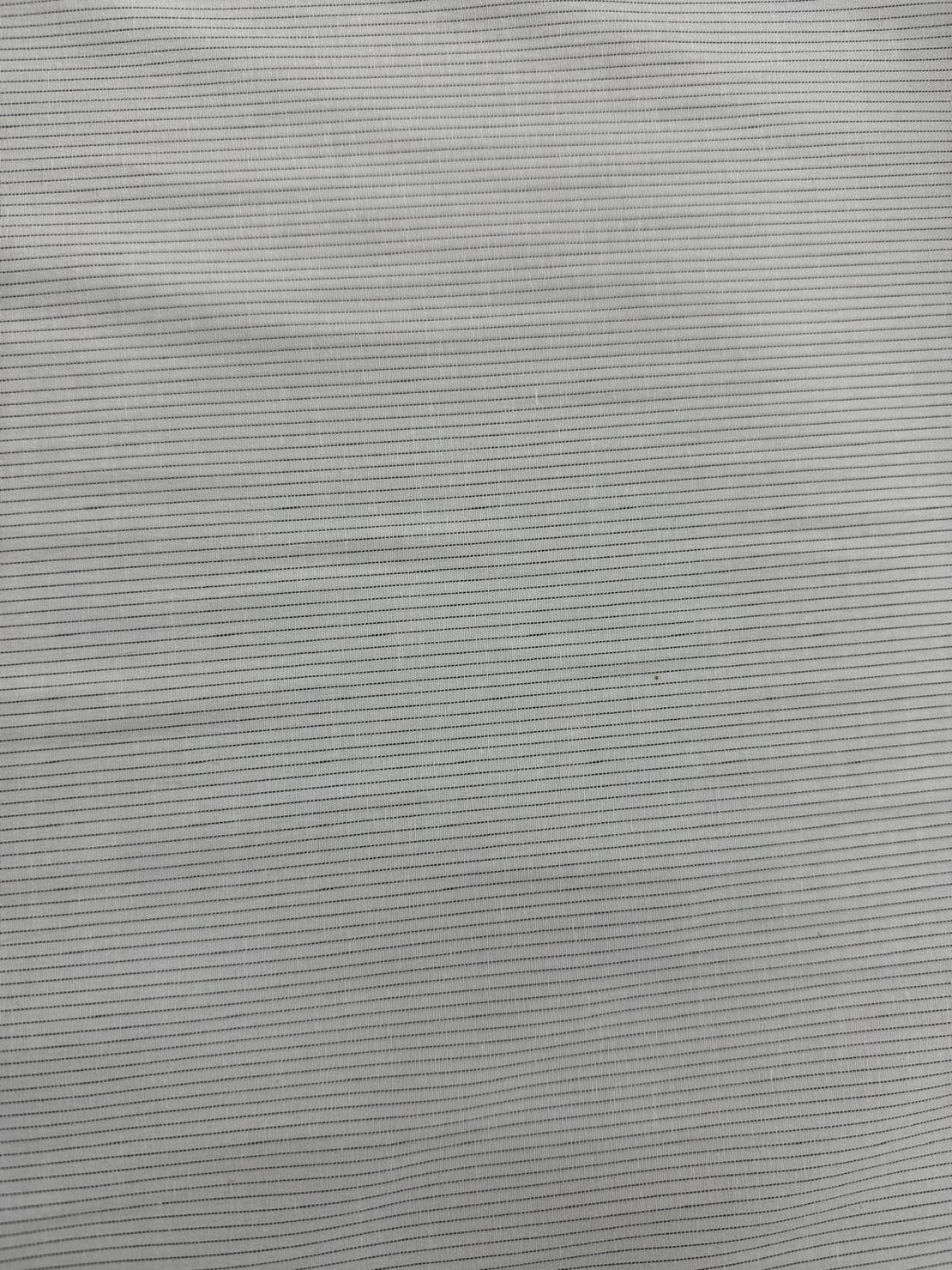 2 מטר אריג כותנה לבן פסים דקים