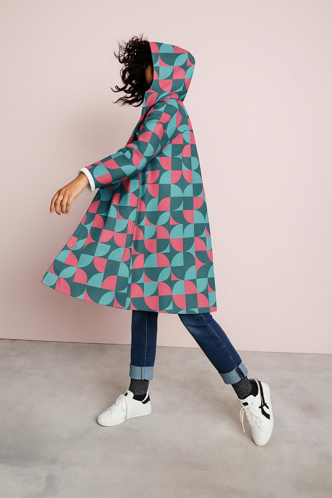 אריג כותנה עמיד במים דפוס אבסטרקטי גווני פטרול ומנטה