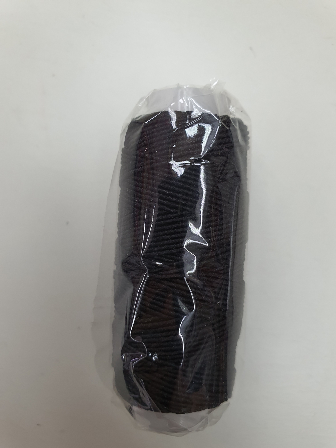 חוט גומי לכיווץ  צבע שחור 