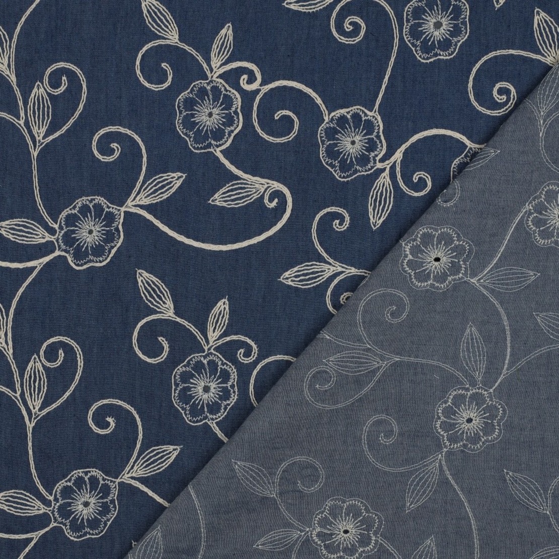 אריג גינס רקמת פרחים